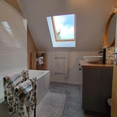 Jolie Maison Au Calme Et Proche Avec En Option Saint-Germain-le-Gaillard